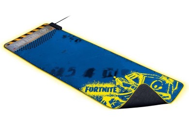 Razer Goliathus Chroma Extended (Fortnite Edition) - Tapis. Razer Goliathus Chroma Extended (Fortnite Edition) - Tapis.