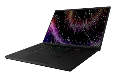 Razer Blade 18 - 18" QHD+ 240Hz i9-13950HX RTX 4090 32Go 2To W11 - PC GAMER