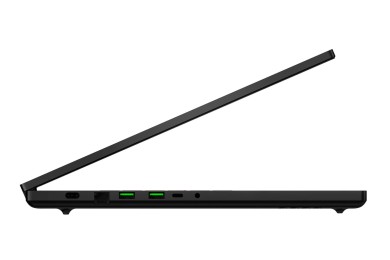 Razer Blade 18 - 18" QHD+ 240Hz i9-13950HX RTX 4090 32Go 2To W11 - PC GAMER