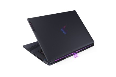 Aorus 16X X6LAG I7-14650HX/16GB DDR5/1TB SSD/RTX 4070 - PC PORTABLE