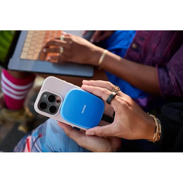 SanDisk Creator Phone SSD 2TB - MagSafe Compatible